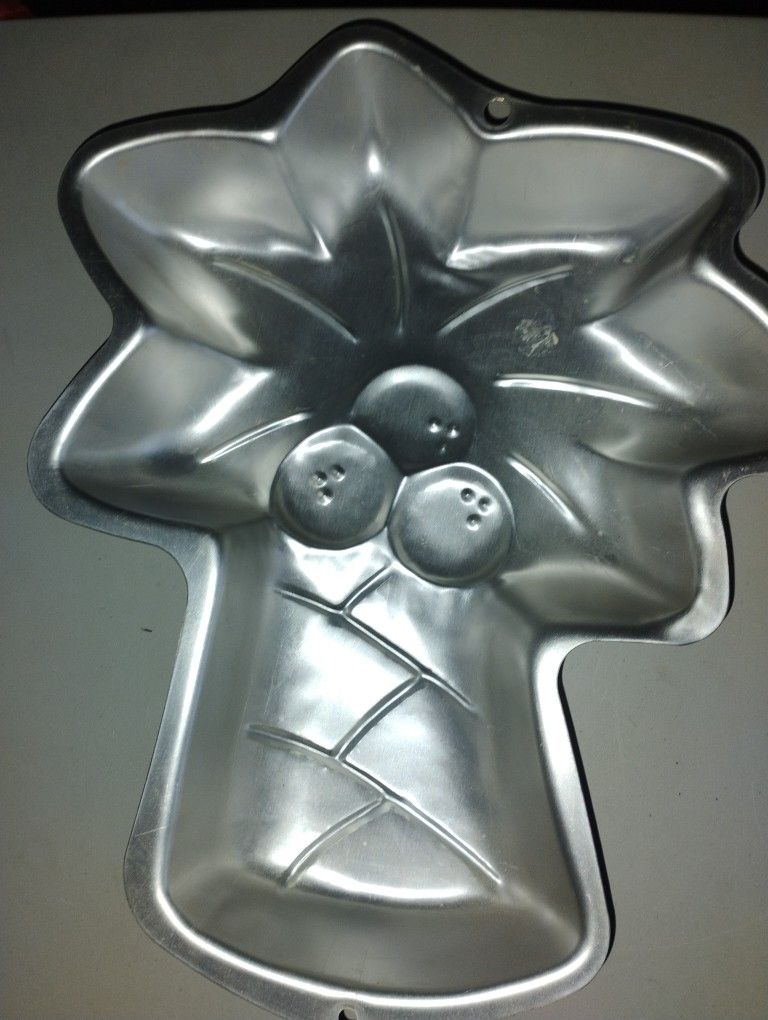 Palm Tree Cake Pan Like New