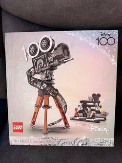 Lego Walt Disney Tribute Camera