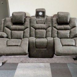 COUCH  & LOVE SEAT RECLINER SET (With Extras)