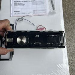 JVC KD-R740BT Single DIN Head Unit