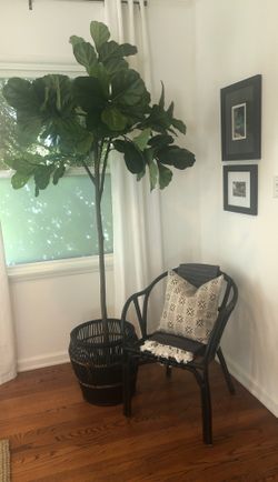 Black side chair