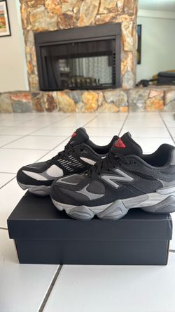 New Balance - 5.5 kids size barely used
