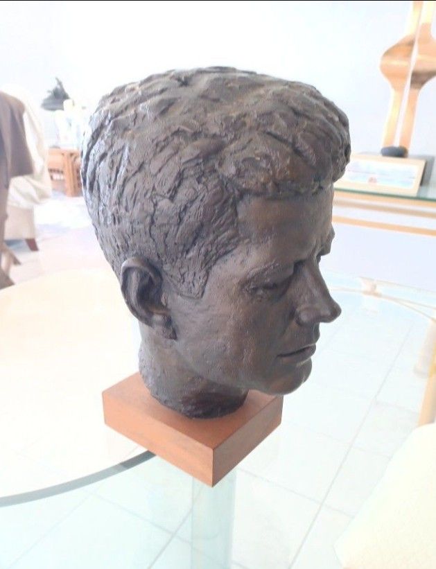 Austin productions Kennedy bust on wood stand 1964.