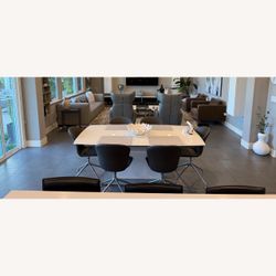 BoConcept Dining Table
