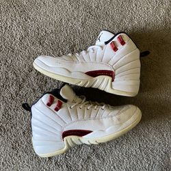 Jordan 12 Size 3.5Y