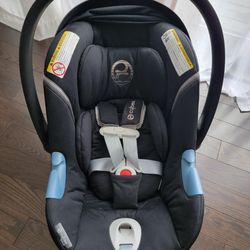 Cybex Aton M Infant Car Seat with base