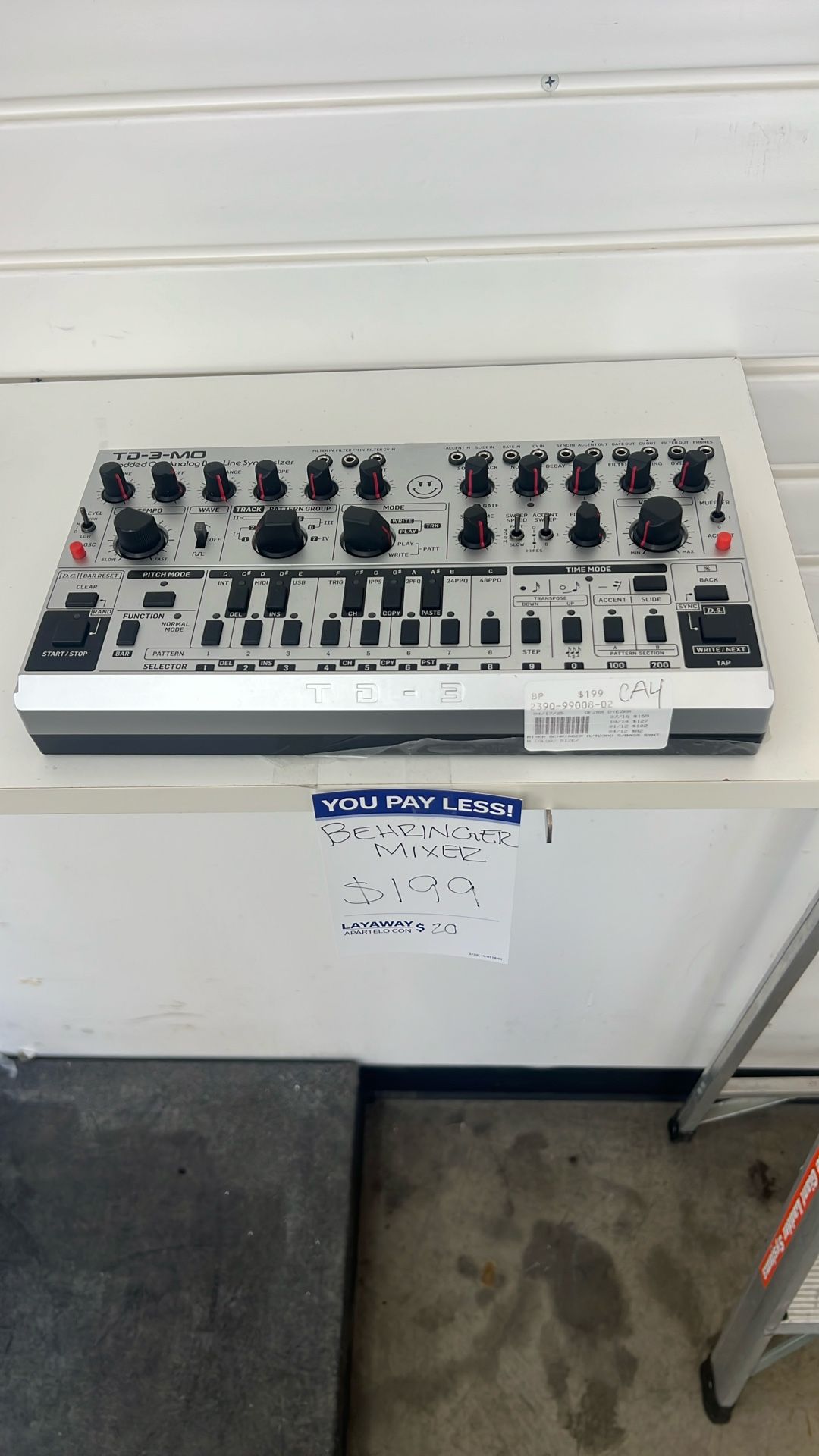 Behringer Mixer