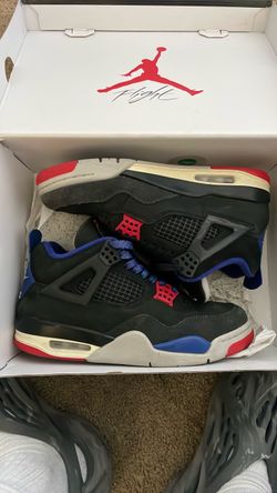 Jordan 4s