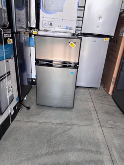 Mini Fridges, Small kitchen appliances and more