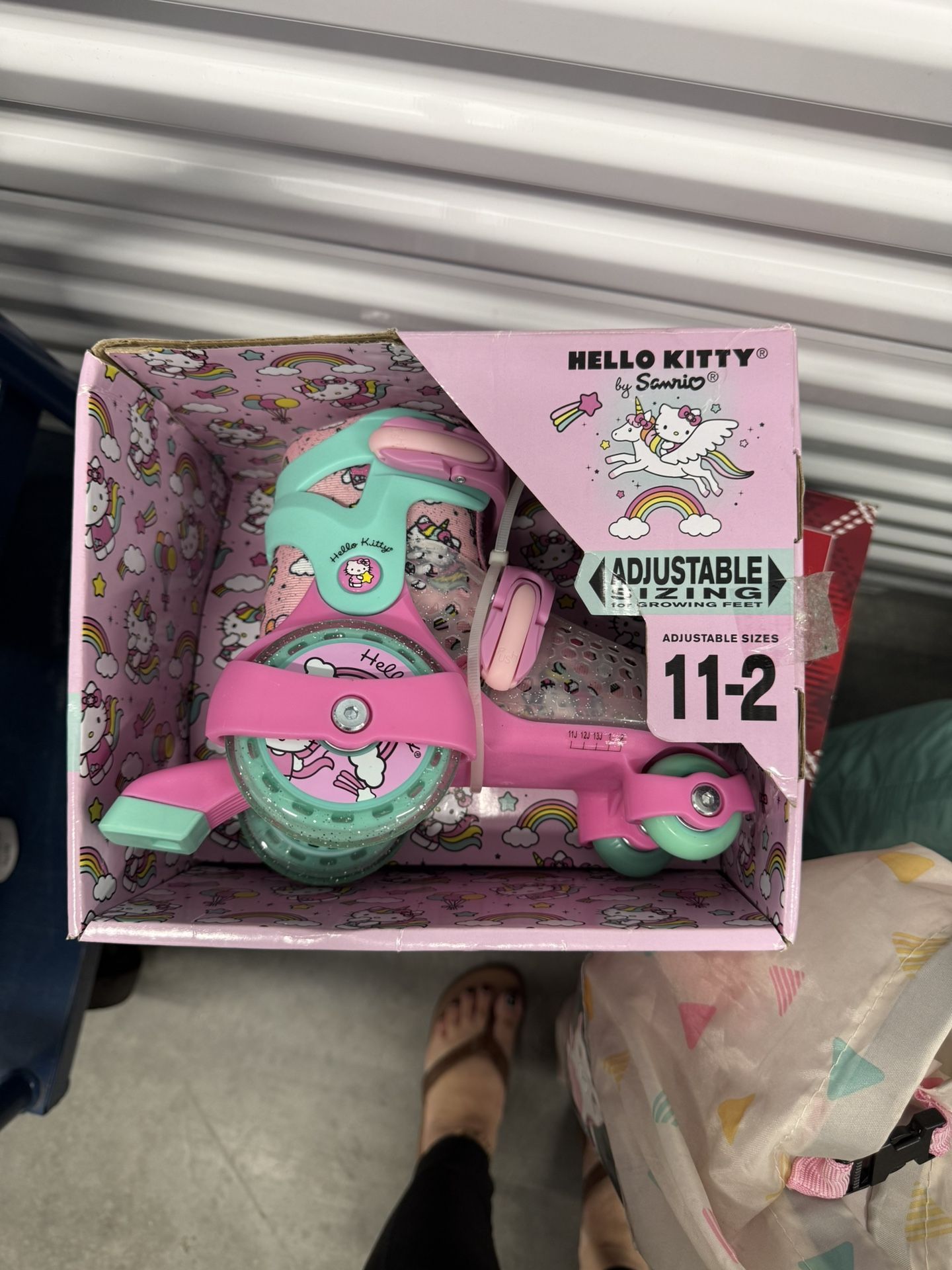 Girls Hello Kitty Skates / CHRISTMAS GIFT / CHRISTMAS PRESENT