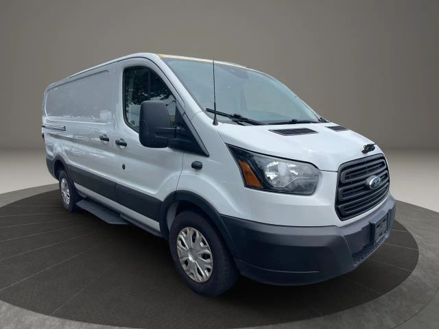 2019 Ford Transit 150 Van