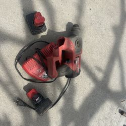 Milwaukee M12 Rotor Hammer 