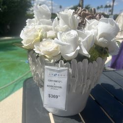 Rose/Hydrangea Laz-e-boy Decorative Flower Arrangement 