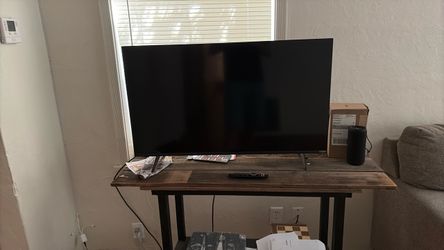 Vizio Flat Screen TV 35”
