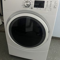 GE Gas Dryer – Model GFD43GSSM1WW – Excellent Condition – Pickup Palmdale