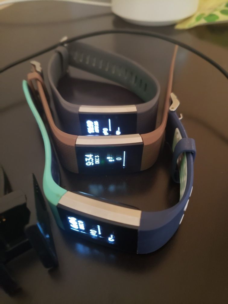 3 Fitbit Charge 2