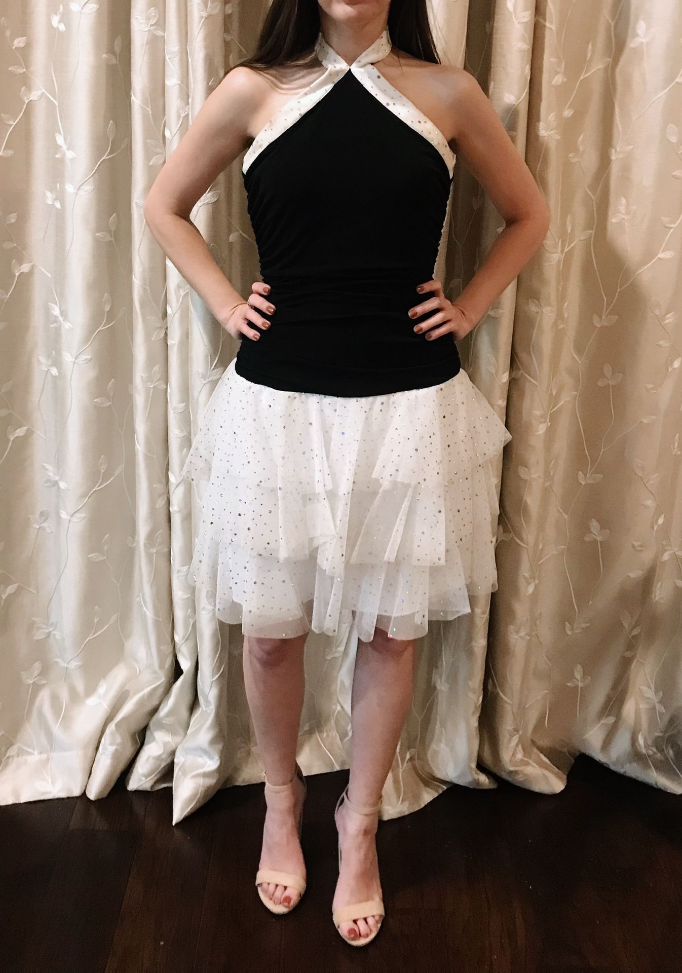 Women’s Black/white Dress - Size Large