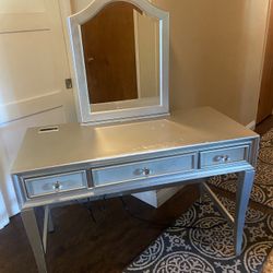 Desk Vanity 