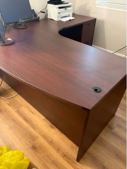 Executive L shaped desk