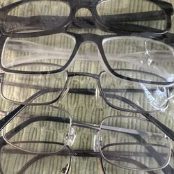 Men’s Readers 5 Pair $2 Per Pair 