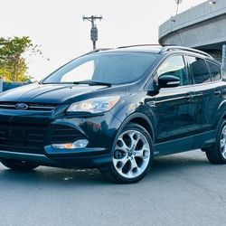 2013 Ford Escape 4WD Titanium