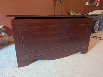 Murphey Chest