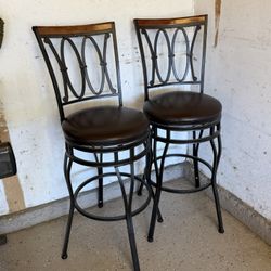 Set Of 2 Bar Stools 