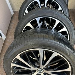 Toyota Cambry Wheels and Tires 