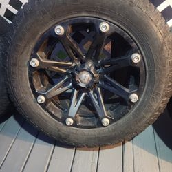 Lt27565r20  RIMS SIZE 20 5LUGS