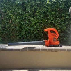 BLACK+DECKER Electric Leaf Blower 250 MPH