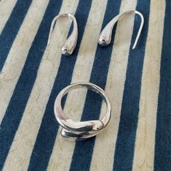 Jewelry Set Sterling 925 Silver Water Drop Snake Bracelets, Earrings, Ring   Size 6