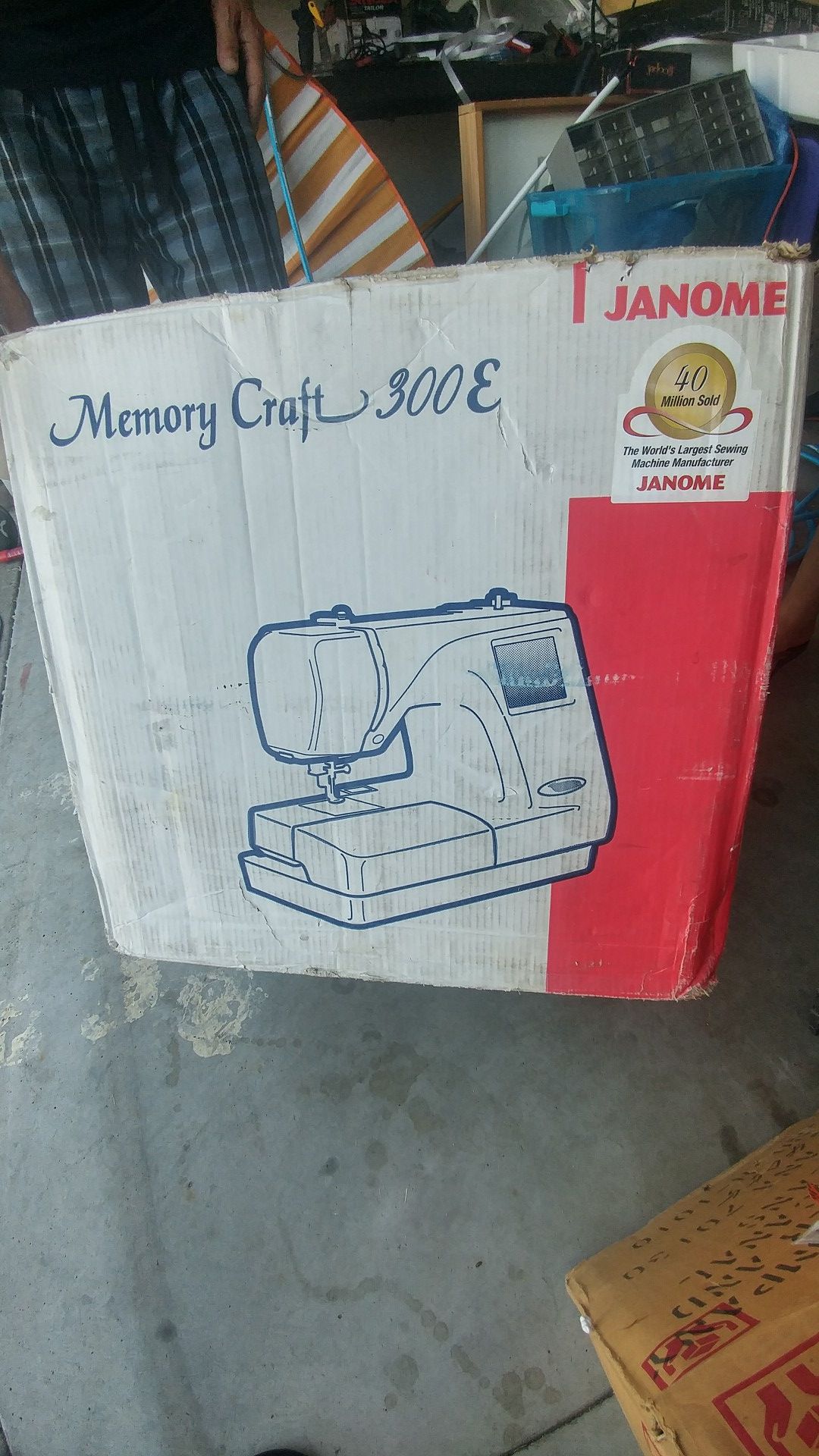 Janome Memory Craft 300E new in box