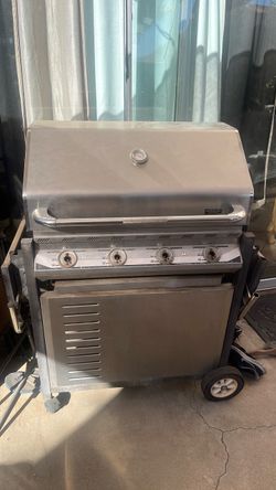Barbecuer nice looking