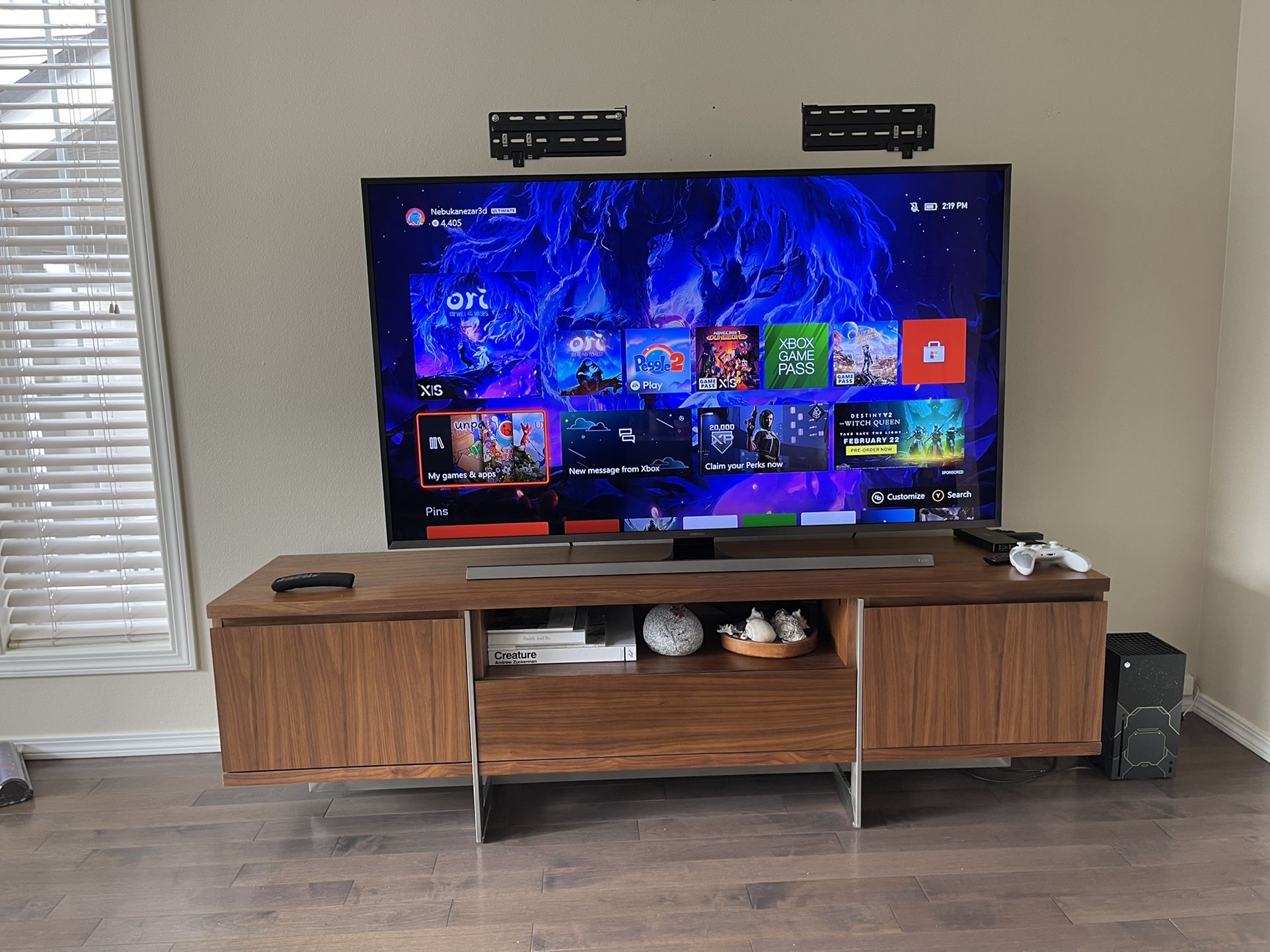 Samsung 4k UHD JU7100 Series 60 “ Smart Tv