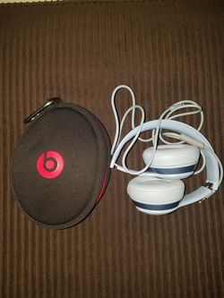 Beats by Dr. Dre Solo 2 wired on-ear headphones