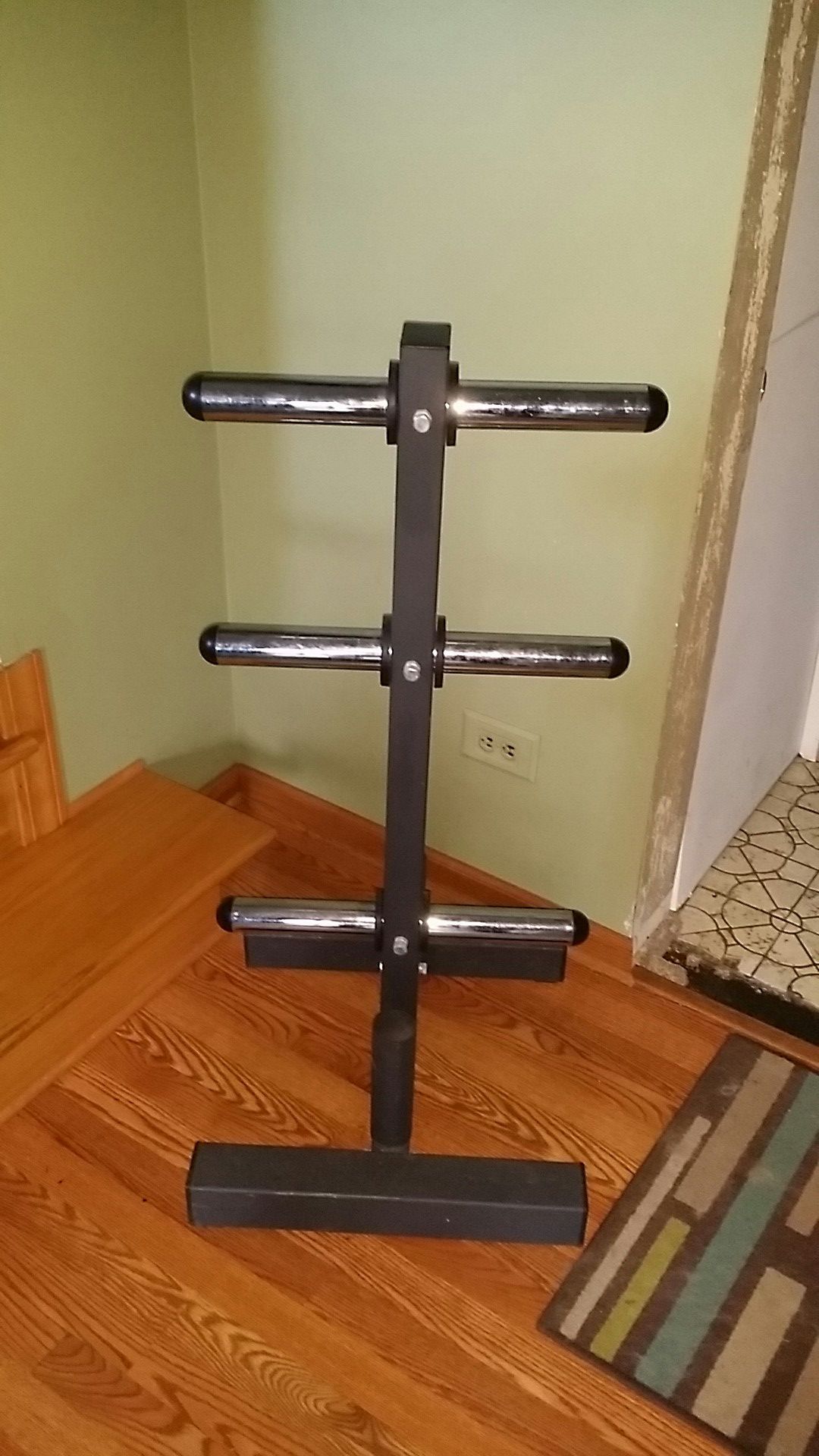 Body Solid olympic weight rack with two barbell holders