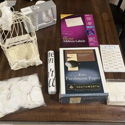 WEDDING LOT (9 ITEMS)