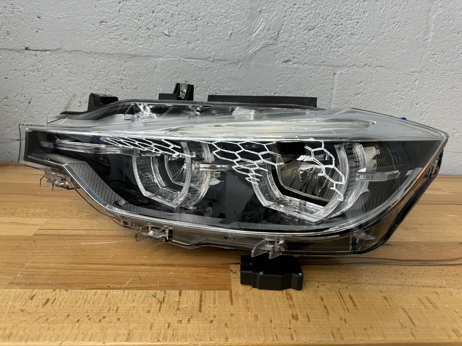 BMW 3 series drivers side left headlight LED 