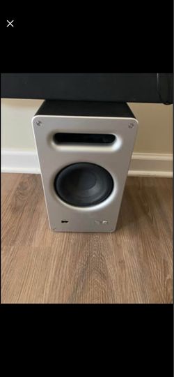 Sound bar and sub woofer