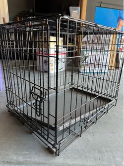 Medium Single Door Crate
