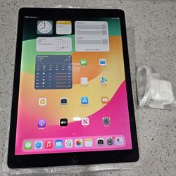 Apple iPad Pro 2nd Gen 12.9 inch 256GB WiFi-Space Gray

