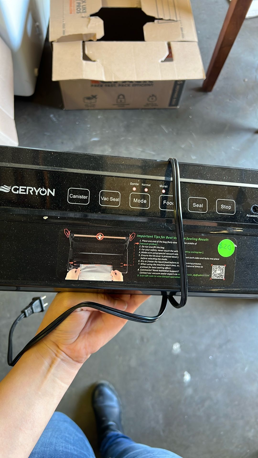 Geryon Vacuum Seal