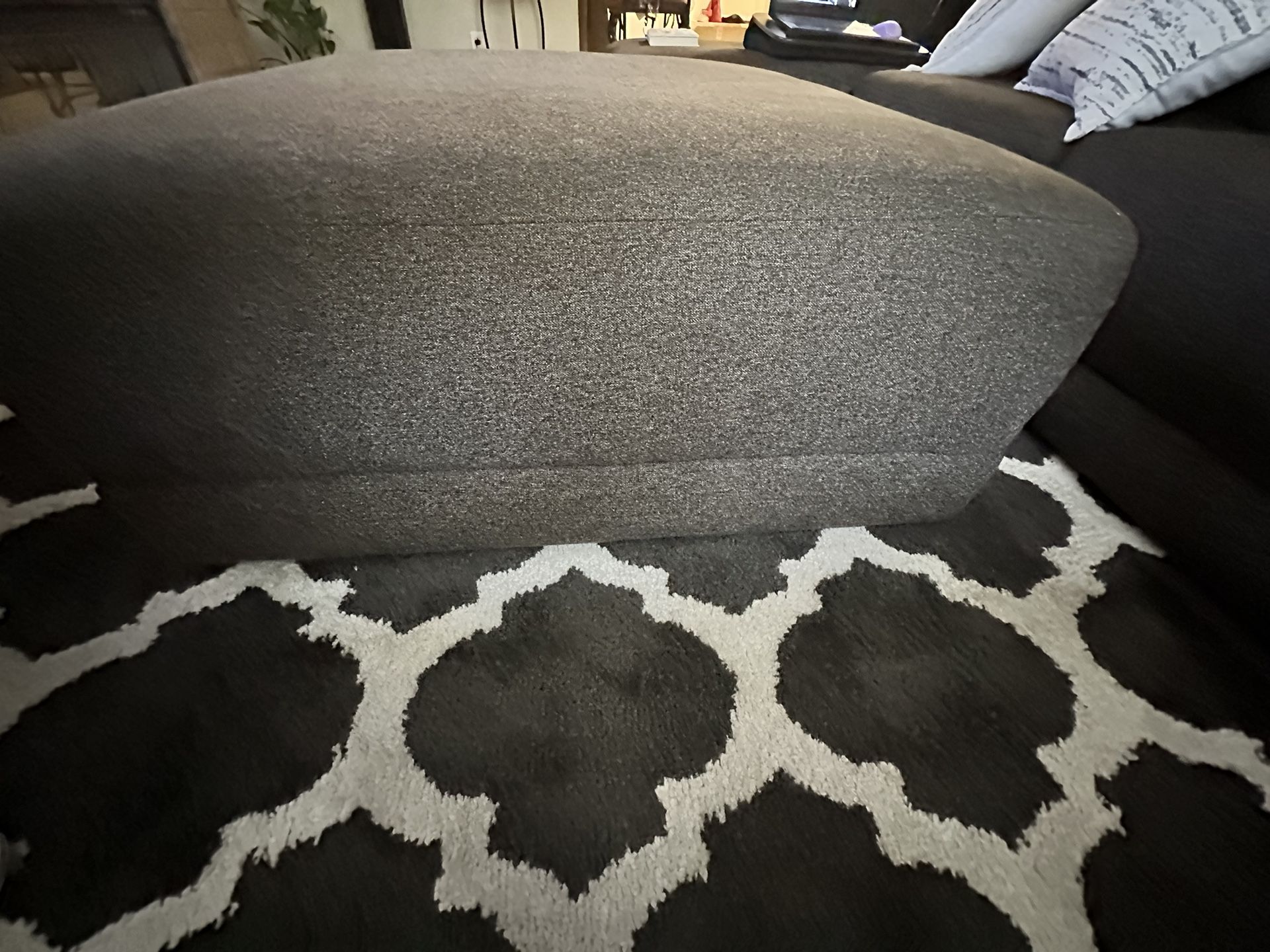 Graphite (grey) Ottoman