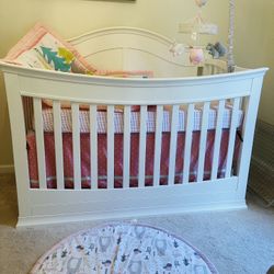 Crib With Musical Mobile Mattress And Sheets 