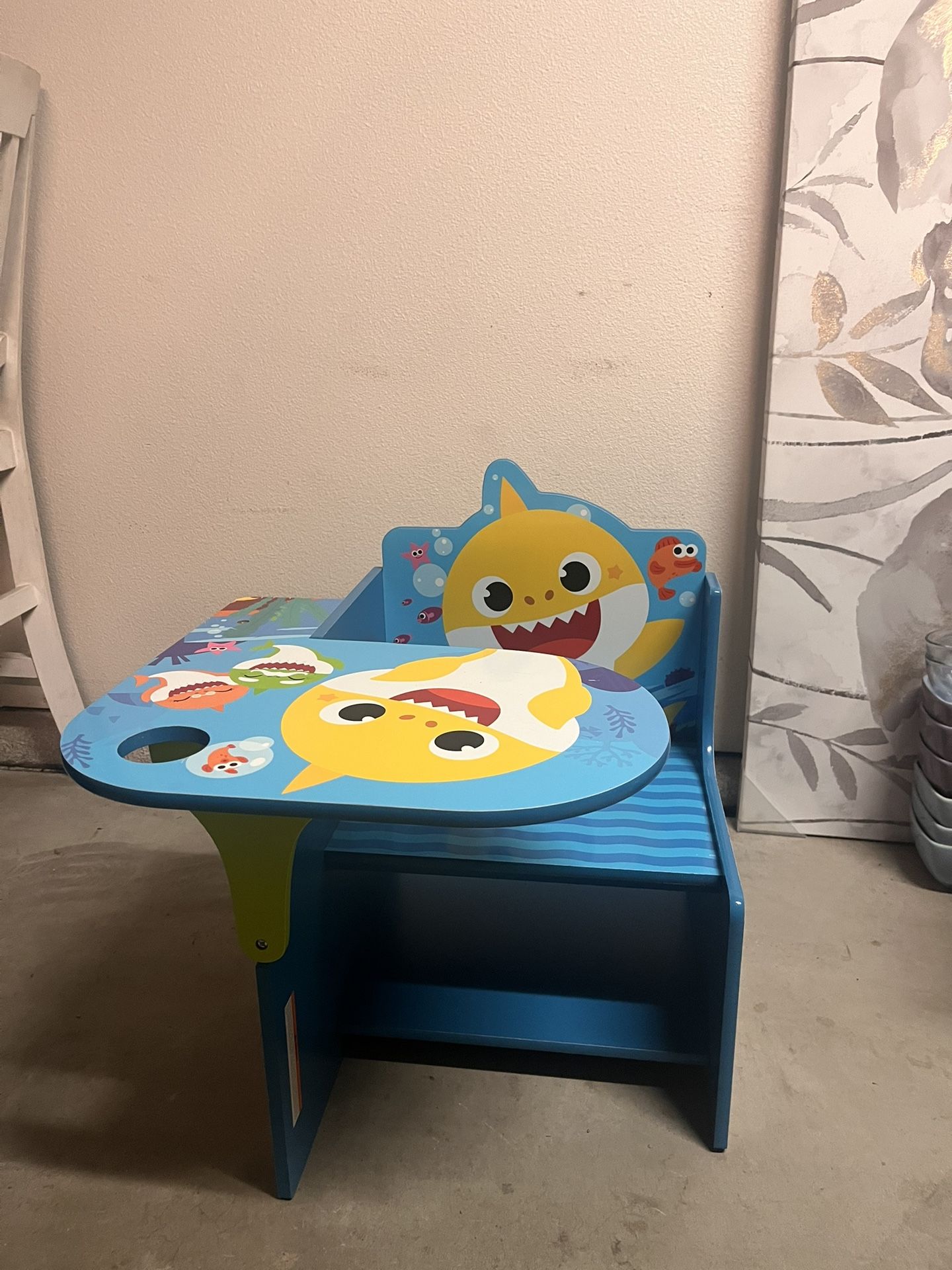 Baby Shark Desk