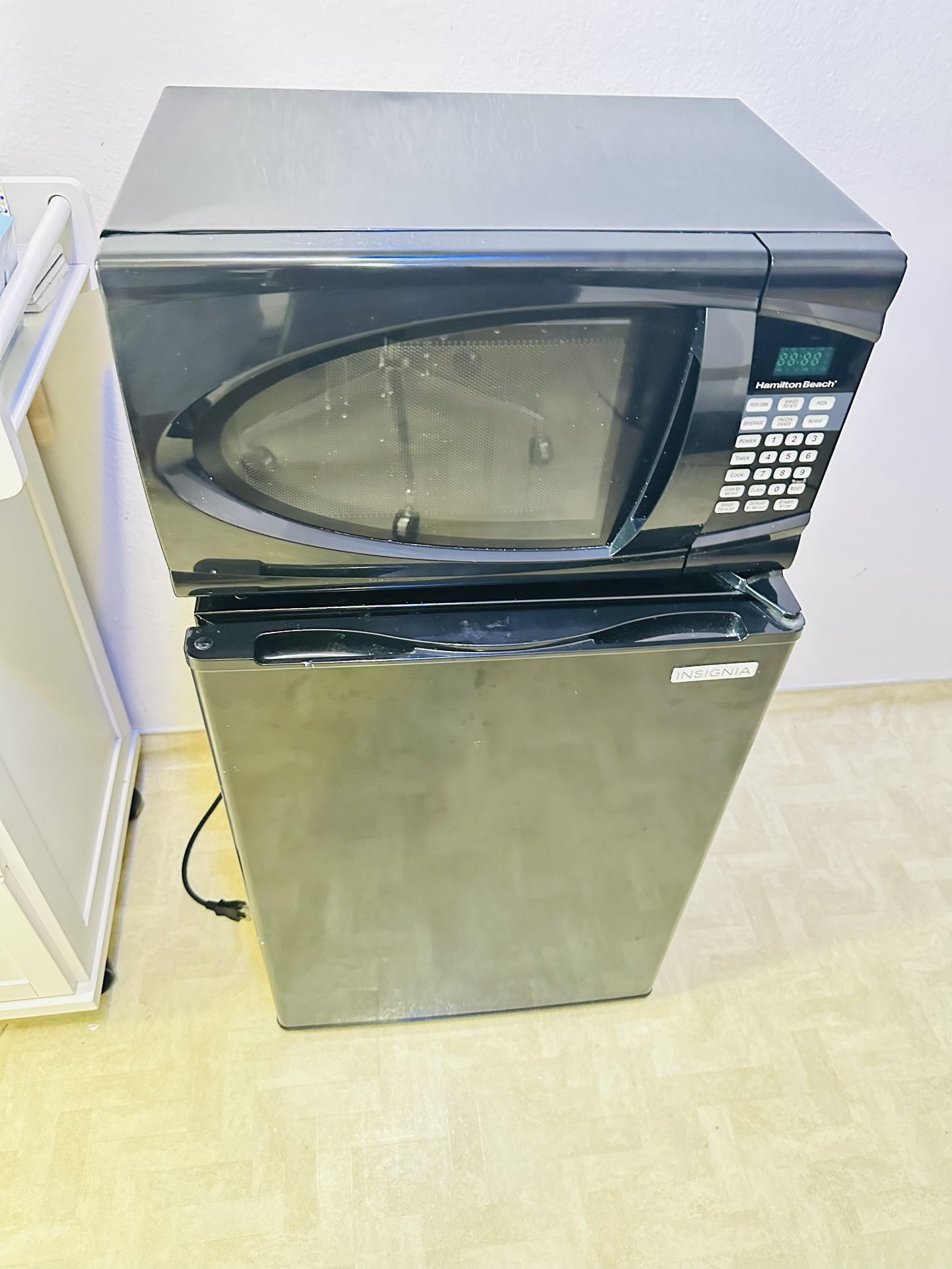 Small Microwave 