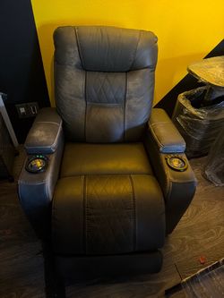 Power Recliner w/ LED Cup Holders + USB – Theater Style