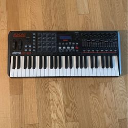 Professional AKAI MPK249-49 Keyboard