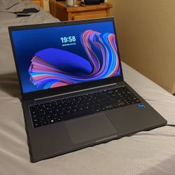 Laptop Samsung Book NP550XDA-KF2BR