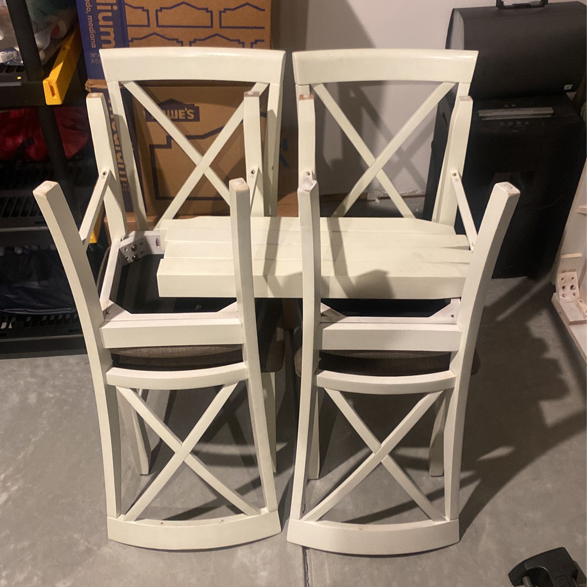 Kitchen Table Set w/ 4 Chairs